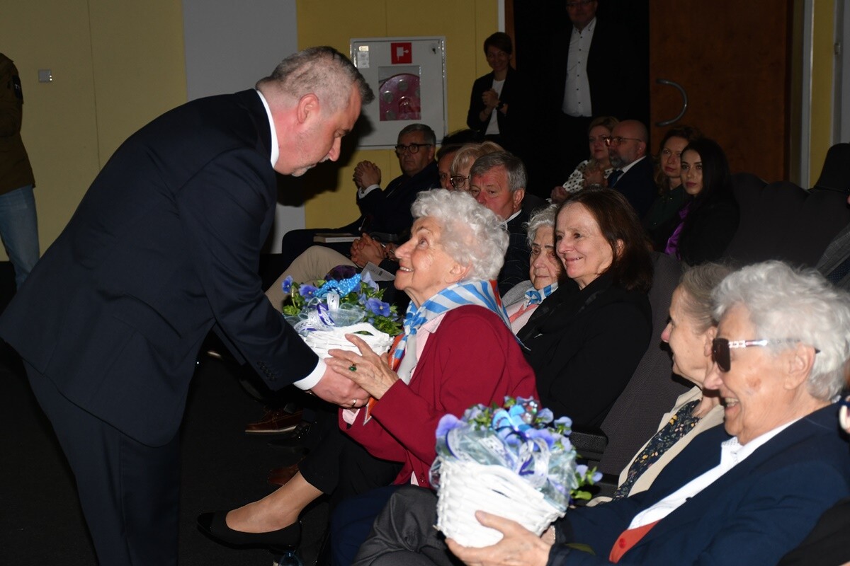 X Ogólnopolski Konkurs Recytatorski "W kręgu poezji i prozy lagrowej więźniarek KL Ravensbr�źck".