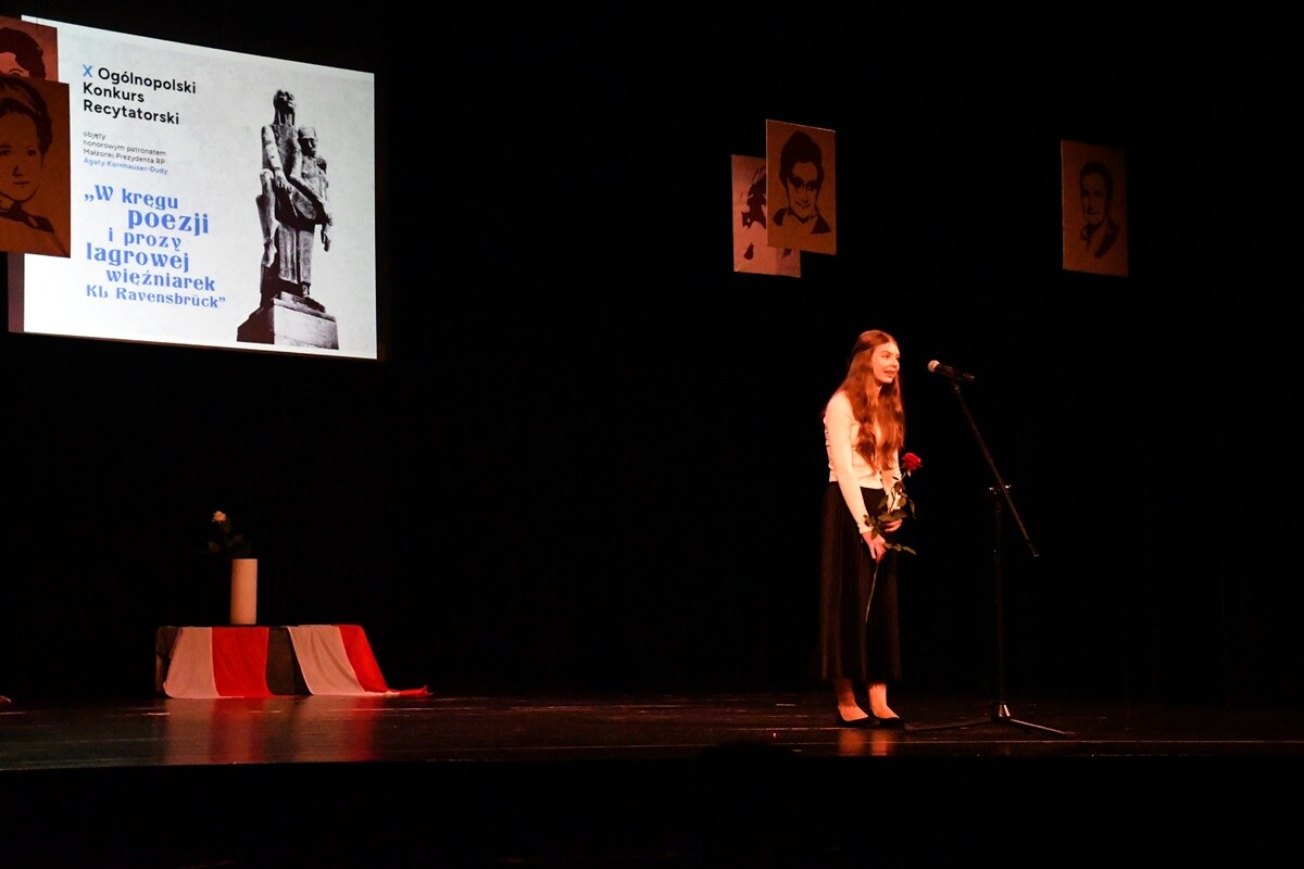 X Ogólnopolski Konkurs Recytatorski "W kręgu poezji i prozy lagrowej więźniarek KL Ravensbr�źck".