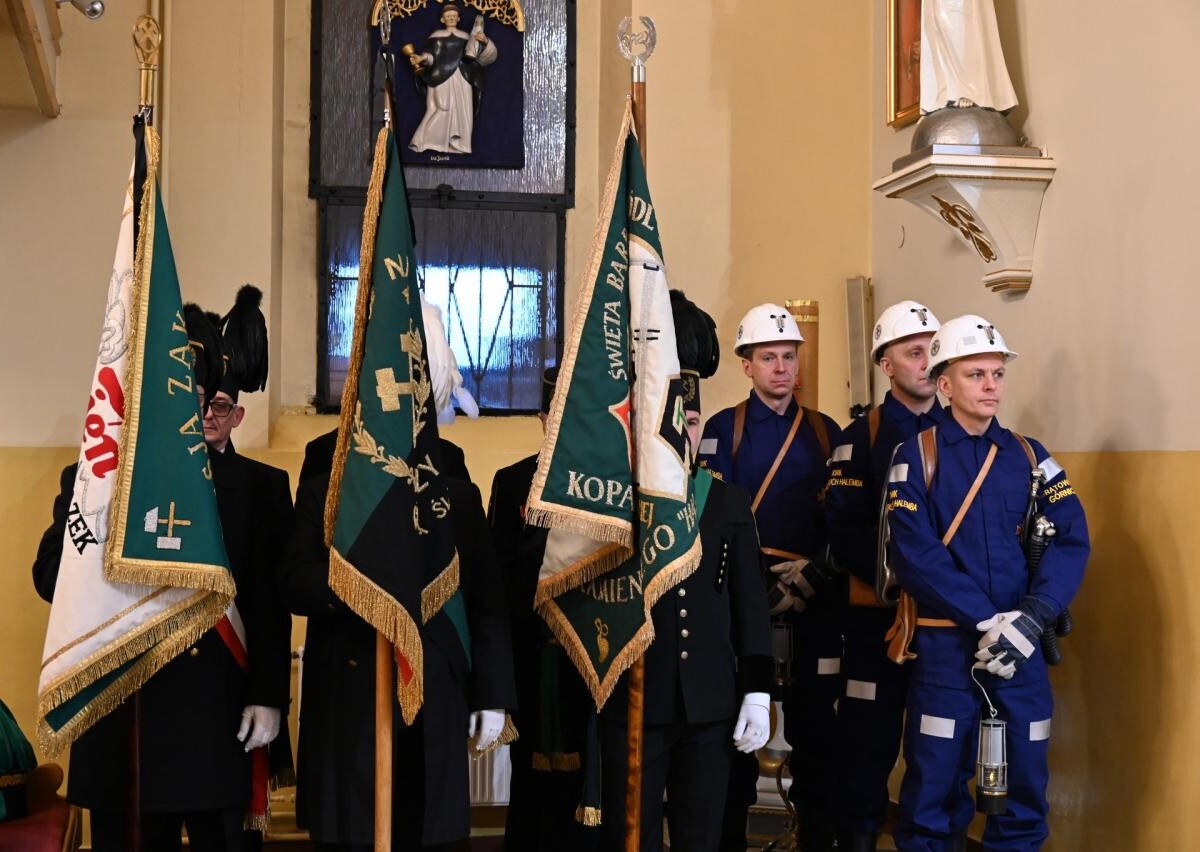 Dziś mija 18. rocznica tragicznego wypadku na kopalni Halemba - dokładnie 21 listopada 2006 roku w wyniku podziemnego wybuchu metanu śmierć poniosło 23 górników / fot. UM Ruda Śląska