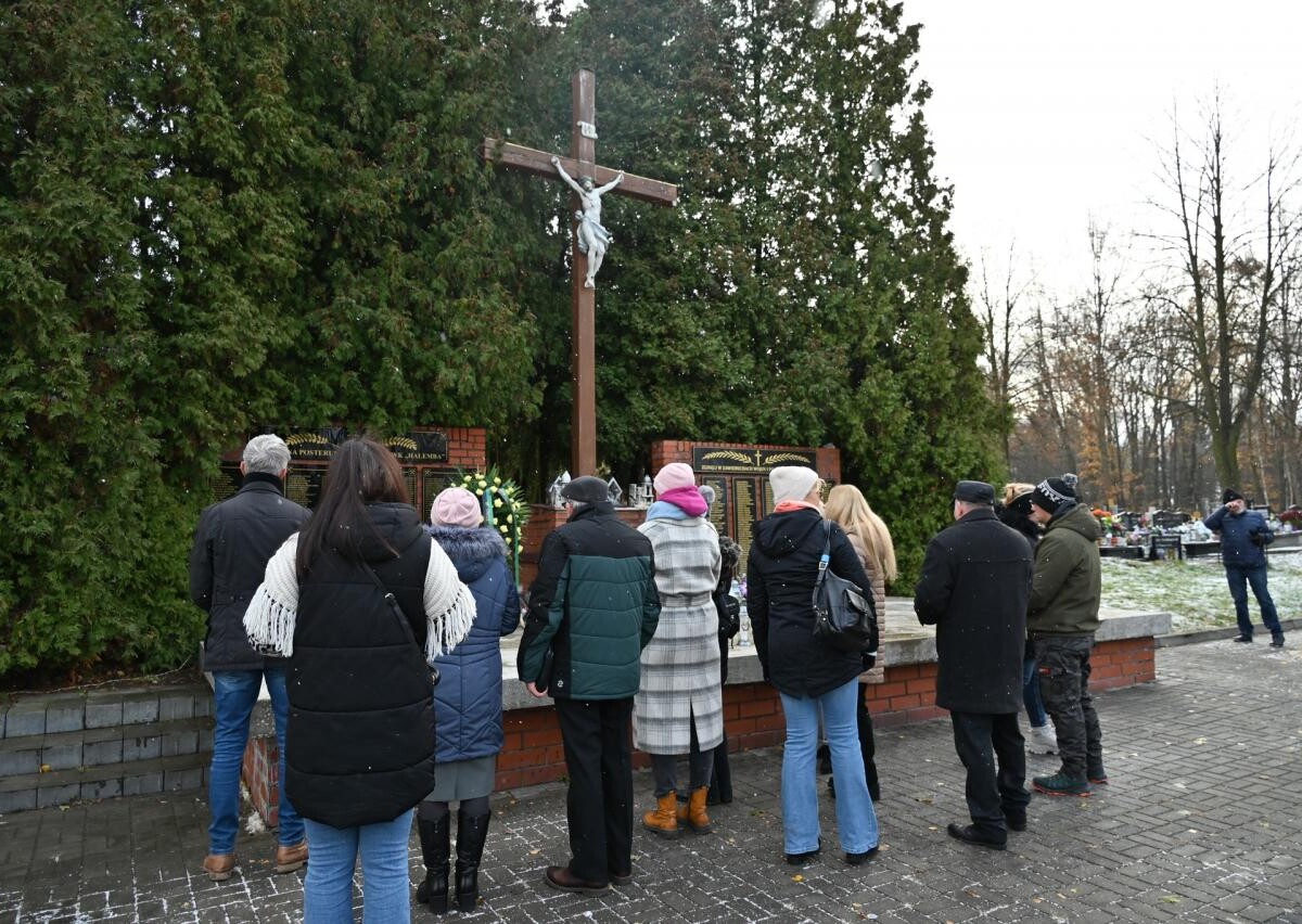 Dziś mija 18. rocznica tragicznego wypadku na kopalni Halemba - dokładnie 21 listopada 2006 roku w wyniku podziemnego wybuchu metanu śmierć poniosło 23 górników / fot. UM Ruda Śląska