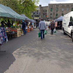 Na targowiska wrócił handel artykułami przemysłowymi