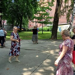 Drugi Ogród Śniadaniowy w MCK