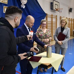 Wmurowanie Kapsuły Czasu w SP 17