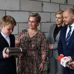 Wmurowanie Kapsuły Czasu w SP 17