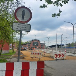 Przebudowa terenu przed dworcem kolejowym