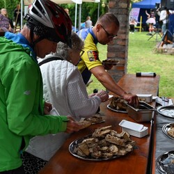 wycieczka rowerowa i piknik przy piekaroku