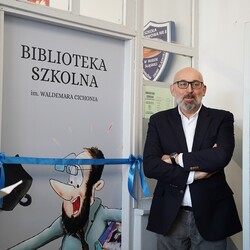 Waldemar Cichoń został patronem biblioteki szkolnej