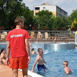 Otwarcie letniego basenu w Rudzie Śląskiej