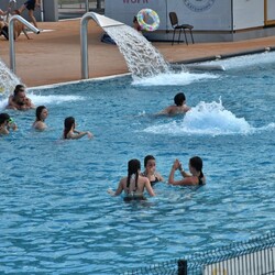 Otwarcie letniego basenu w Rudzie Śląskiej