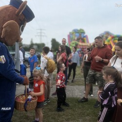 Spotkanie policjantów z dziećmi
