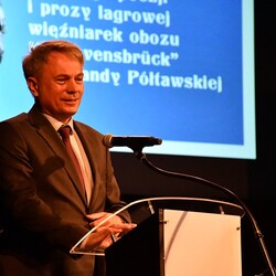 W kręgu poezji i prozy lagrowej więźniarek KL Ravensbruck im. Wandy Półtawskiej