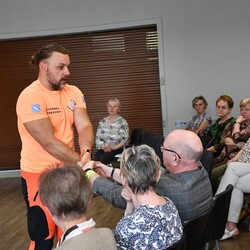 Seniorzy z Rudy Śląskiej uczyli się, jak ratować życie