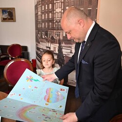 Festiwal Ekologiczny w Rudzie Śląskiej – dziecięcy prezydent Dominika w akcji