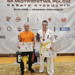 Rudzki Klub Kyokushin Karate z medalami