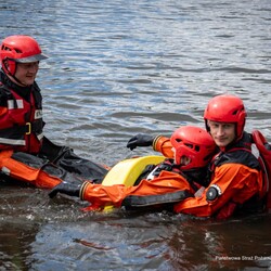 Służby ratunkowe ćwiczyły nad stawem Kokotek
