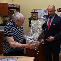 Pan Bernard świętował 100. urodziny!