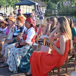 Międzypokoleniowa potańcówka