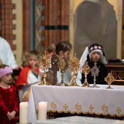 Najmłodsi mieszkańcy Kochłowic wyjątkowo uczcili Uroczystość Wszystkich Świętych