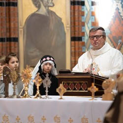 Najmłodsi mieszkańcy Kochłowic wyjątkowo uczcili Uroczystość Wszystkich Świętych