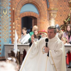Najmłodsi mieszkańcy Kochłowic wyjątkowo uczcili Uroczystość Wszystkich Świętych