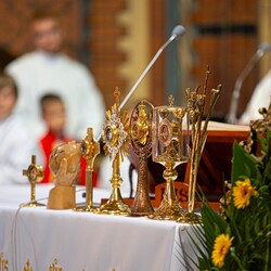 Najmłodsi mieszkańcy Kochłowic wyjątkowo uczcili Uroczystość Wszystkich Świętych