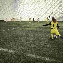 „Dziołchy ze Świon” rywalizowały w Warszawie