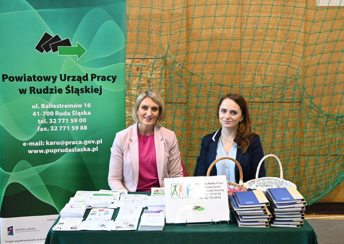 Giełda Szkół Ponadpodstawowych w Rudzie Śląskiej – setki ósmoklasistów poznało ofertę szkół średnich i zawodowych. Czas na wybór przyszłości / fot. UM Ruda Śląska