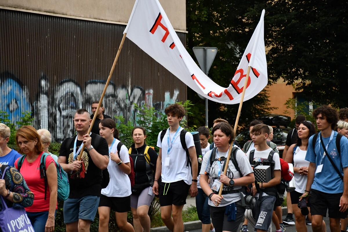 45. Halembska Pielgrzymka na Jasną Górę. / fot. Karolina Bauszek-Żurek