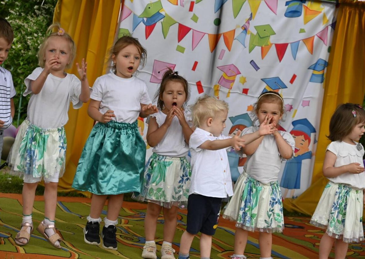 Miejskie Przedszkole nr 21 im. Małych Odkrywców w Rudzie Śląskiej świętowało 65-lecie działalności / fot. Michał Pierończyk FB