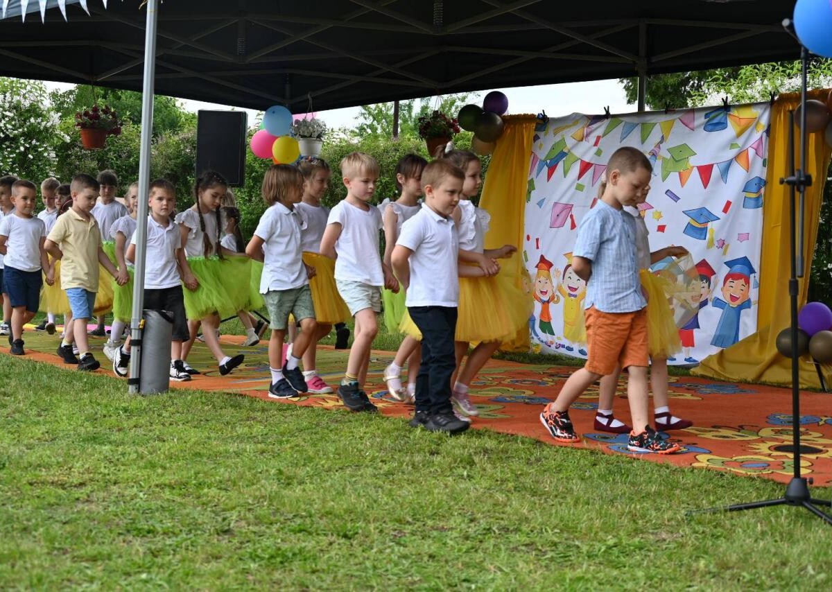Miejskie Przedszkole nr 21 im. Małych Odkrywców w Rudzie Śląskiej świętowało 65-lecie działalności / fot. Michał Pierończyk FB