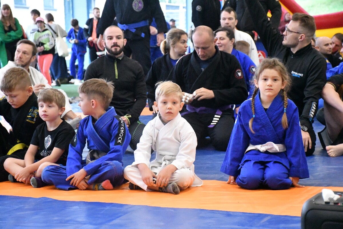 Dziś pogoda nie dopisała. Kulanie na Lufcie tym razem pod zadaszeniem! / fot. Jacek Knapik