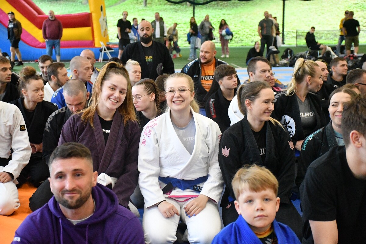 Dziś pogoda nie dopisała. Kulanie na Lufcie tym razem pod zadaszeniem! / fot. Jacek Knapik