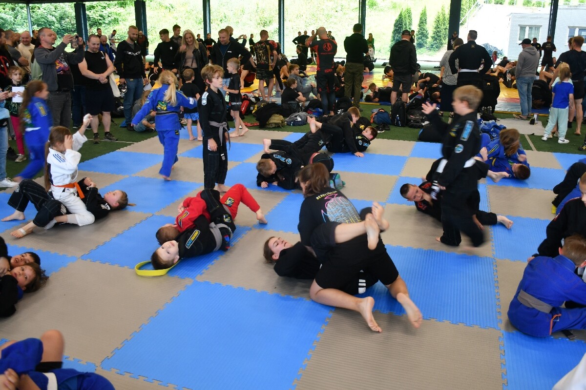 Dziś pogoda nie dopisała. Kulanie na Lufcie tym razem pod zadaszeniem! / fot. Jacek Knapik