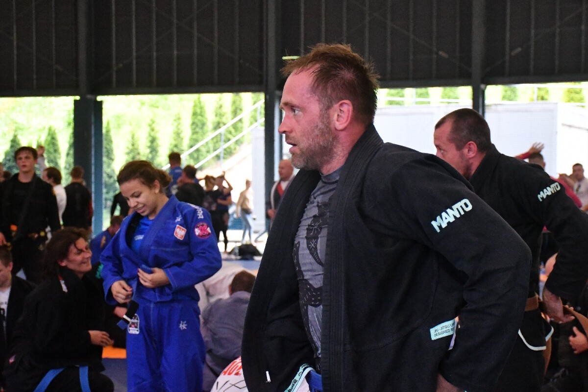 Dziś pogoda nie dopisała. Kulanie na Lufcie tym razem pod zadaszeniem! / fot. Jacek Knapik