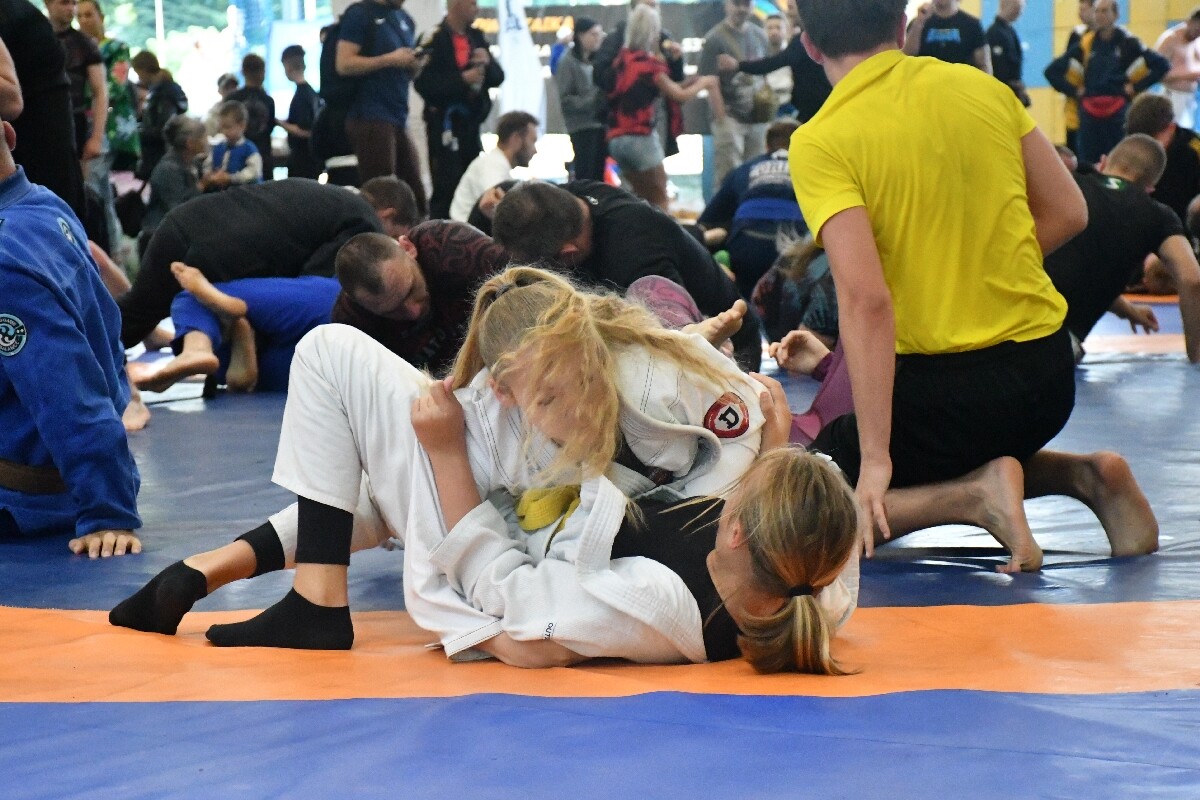 Dziś pogoda nie dopisała. Kulanie na Lufcie tym razem pod zadaszeniem! / fot. Jacek Knapik