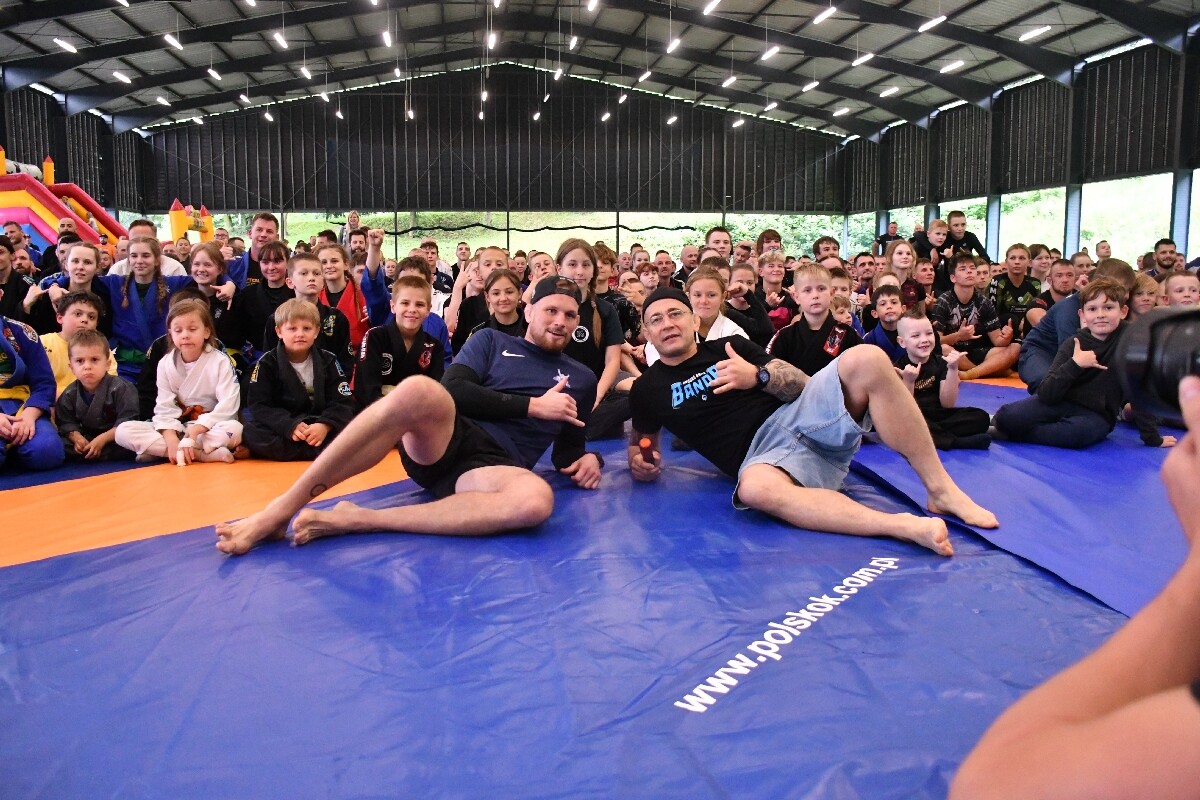 Dziś pogoda nie dopisała. Kulanie na Lufcie tym razem pod zadaszeniem! / fot. Jacek Knapik