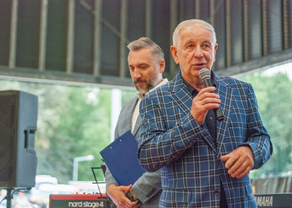 Tydzień temu była impreza przy kościele pw. Świętego Michała Archanioła, teraz przyszła pora na imprezę plenerową na orzegowskiej Burloch Arenie.