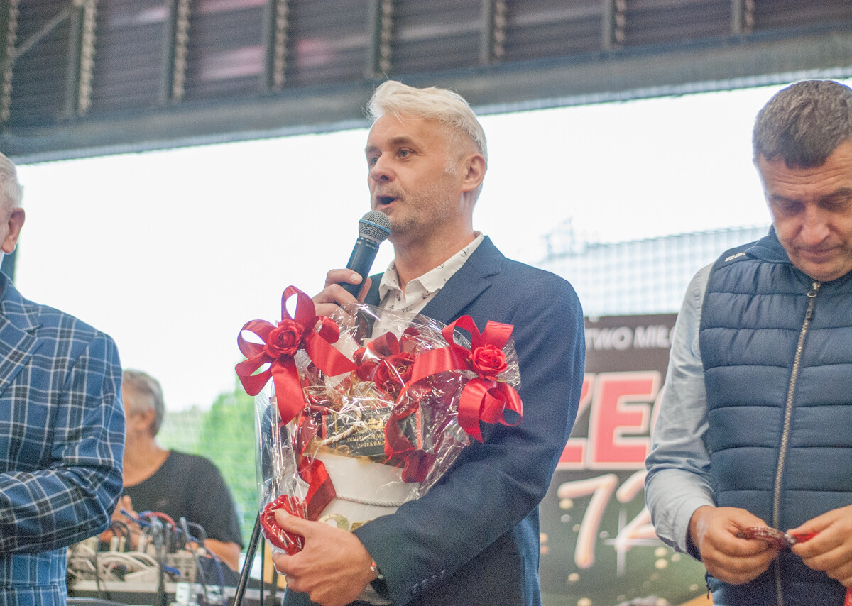 Tydzień temu była impreza przy kościele pw. Świętego Michała Archanioła, teraz przyszła pora na imprezę plenerową na orzegowskiej Burloch Arenie.