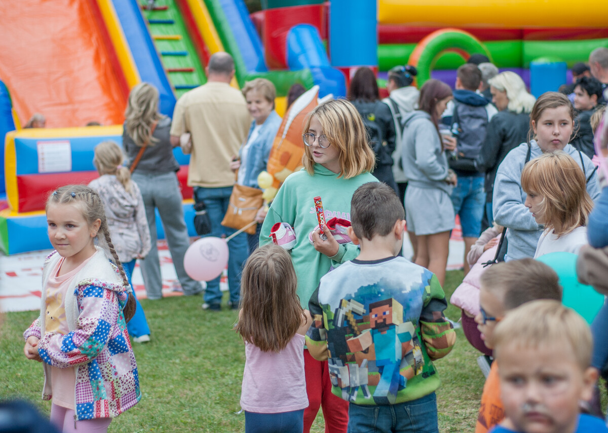 Tydzień temu była impreza przy kościele pw. Świętego Michała Archanioła, teraz przyszła pora na imprezę plenerową na orzegowskiej Burloch Arenie.