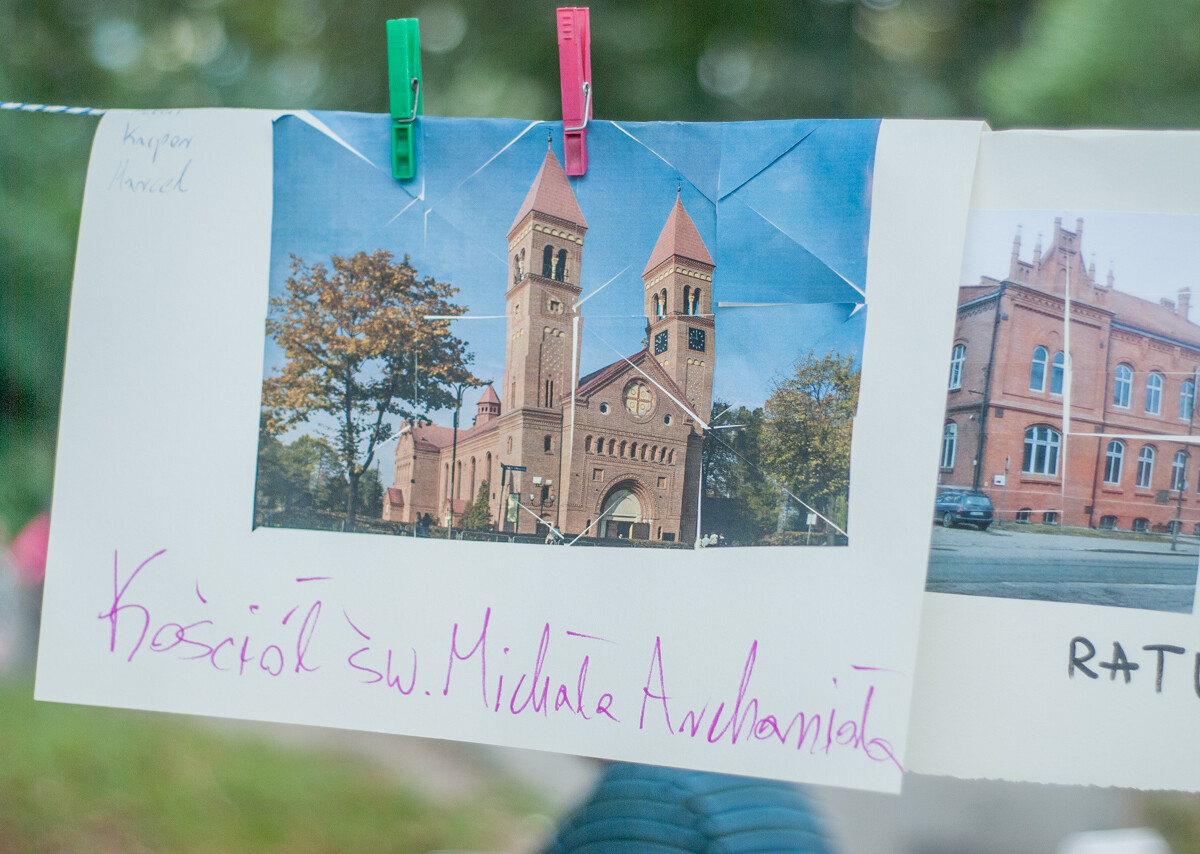 Tydzień temu była impreza przy kościele pw. Świętego Michała Archanioła, teraz przyszła pora na imprezę plenerową na orzegowskiej Burloch Arenie.