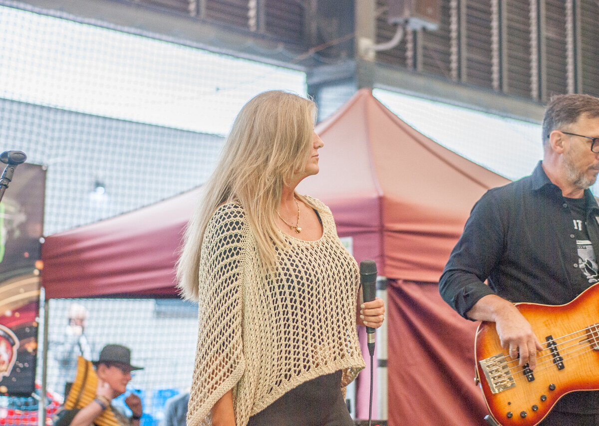 Tydzień temu była impreza przy kościele pw. Świętego Michała Archanioła, teraz przyszła pora na imprezę plenerową na orzegowskiej Burloch Arenie.