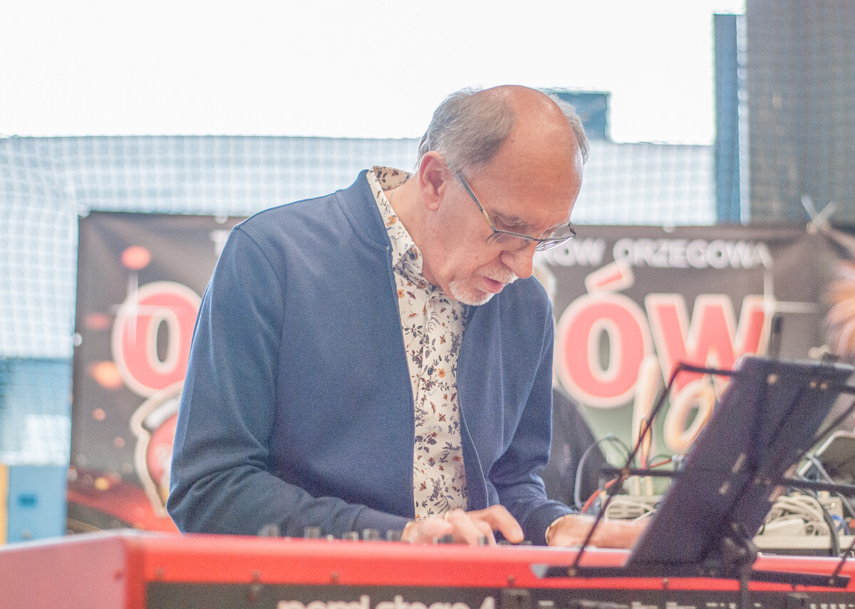 Tydzień temu była impreza przy kościele pw. Świętego Michała Archanioła, teraz przyszła pora na imprezę plenerową na orzegowskiej Burloch Arenie.