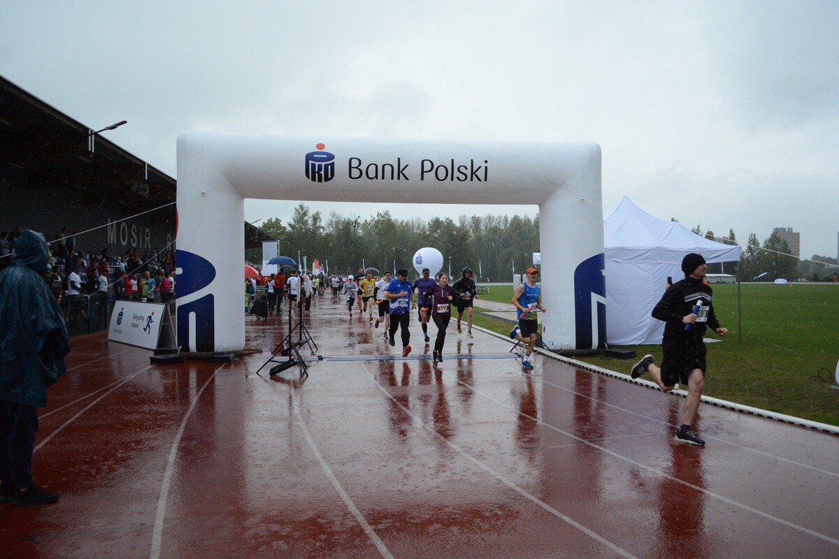 8. PKO Bieg Charytatywny odbył się z wielkim entuzjazmem i zaangażowaniem zarówno dorosłych, jak i młodszych biegaczy / fot. Krzysztof Faber