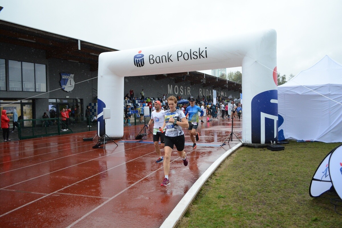 8. PKO Bieg Charytatywny odbył się z wielkim entuzjazmem i zaangażowaniem zarówno dorosłych, jak i młodszych biegaczy / fot. Krzysztof Faber