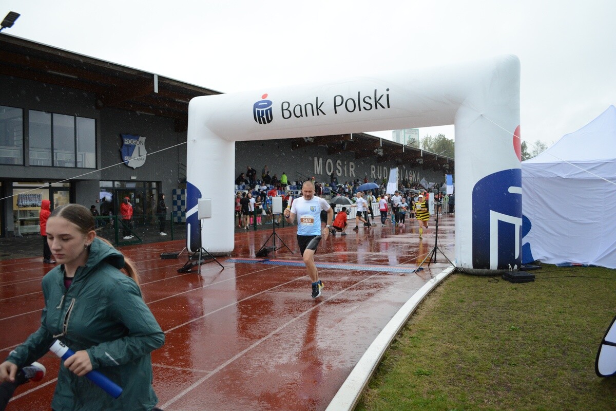 8. PKO Bieg Charytatywny odbył się z wielkim entuzjazmem i zaangażowaniem zarówno dorosłych, jak i młodszych biegaczy / fot. Krzysztof Faber
