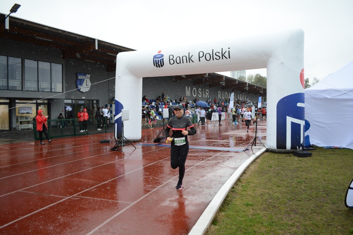 8. PKO Bieg Charytatywny odbył się z wielkim entuzjazmem i zaangażowaniem zarówno dorosłych, jak i młodszych biegaczy / fot. Krzysztof Faber