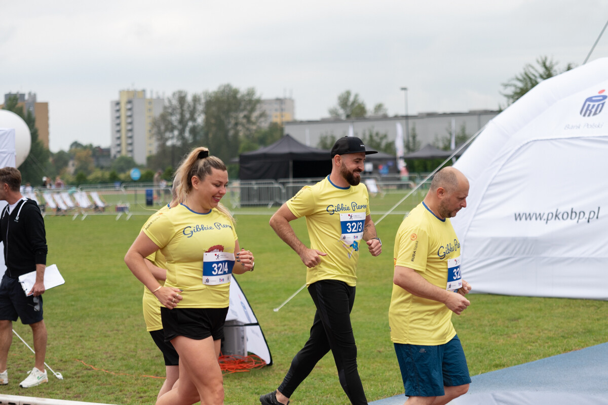 9. PKO Bieg Charytatywny w Rudzie Śląskiej. Uczestnicy pobiegli w szczytnym celu [ZDJĘCIA] / fot. Marek i Krzysztof Faber