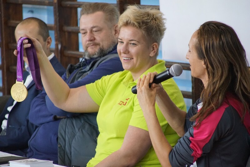 Anita Włodarczyk odwiedziła dziś Rudę Śląską! Mistrzyni spotkała się z uczniami SP nr 15