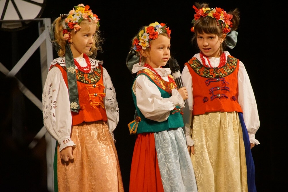 Wczoraj z okazji Barbórki w bielszowickim Domu Kultury odbyła się oficjalna akademia okolicznościowa, podczas której najbardziej zasłużeni górnicy otrzymali medale i szpady, które są symbolem wolności stanu górniczego.