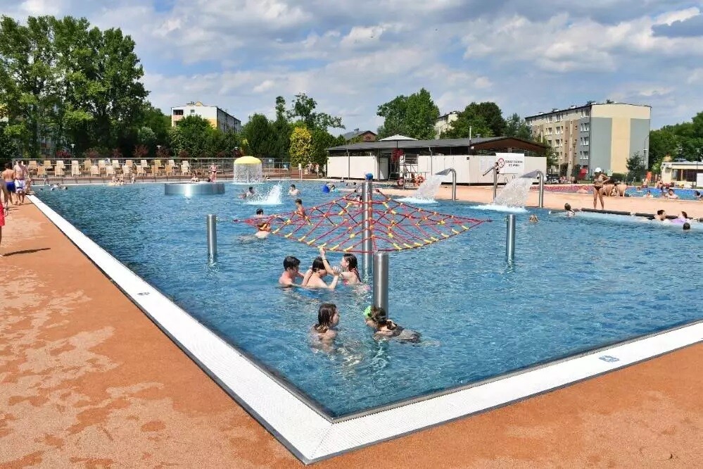Basen letni w Rudzie Śląskiej. / fot. Jacek Knapik